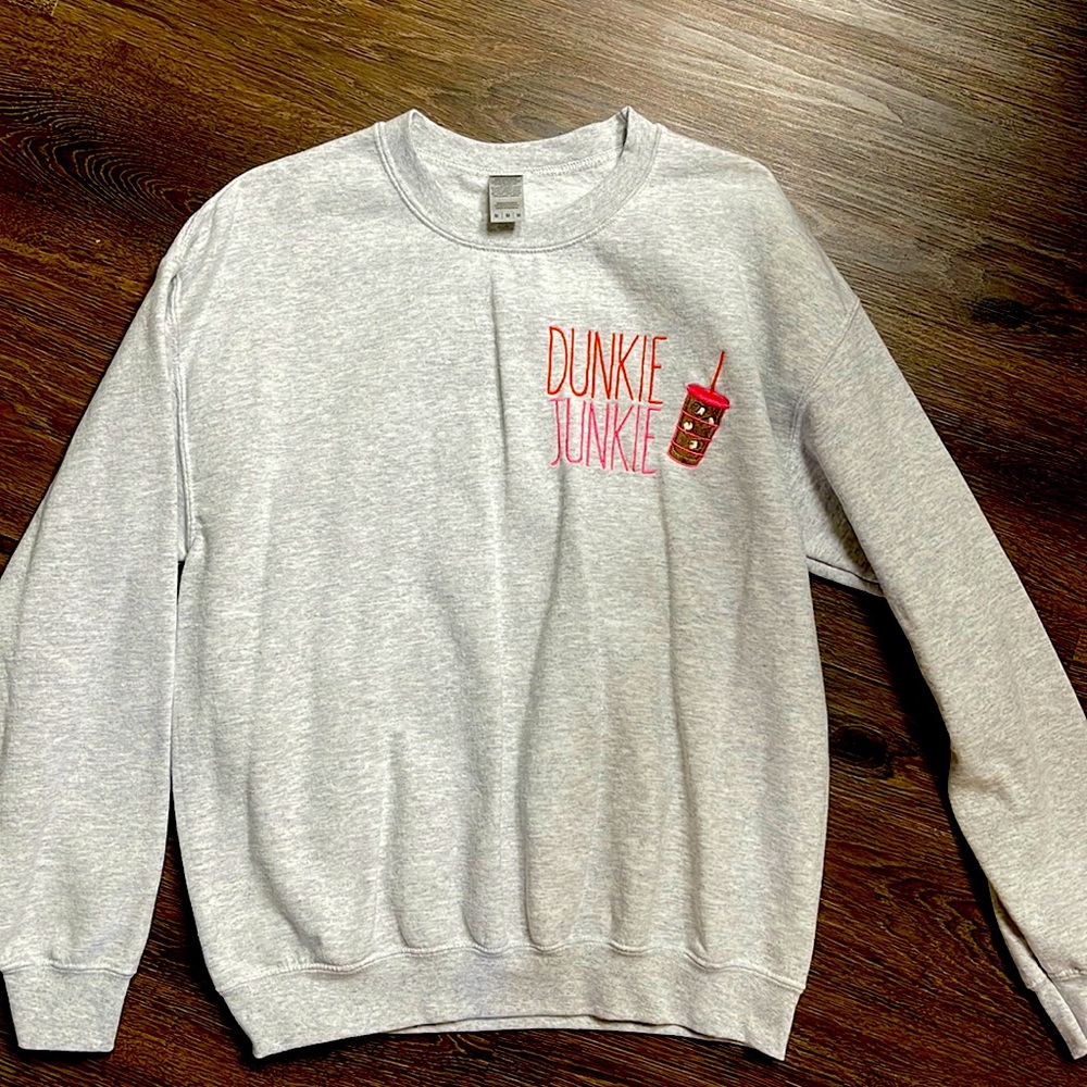 DUNKIE JUNKIE CREWNECK